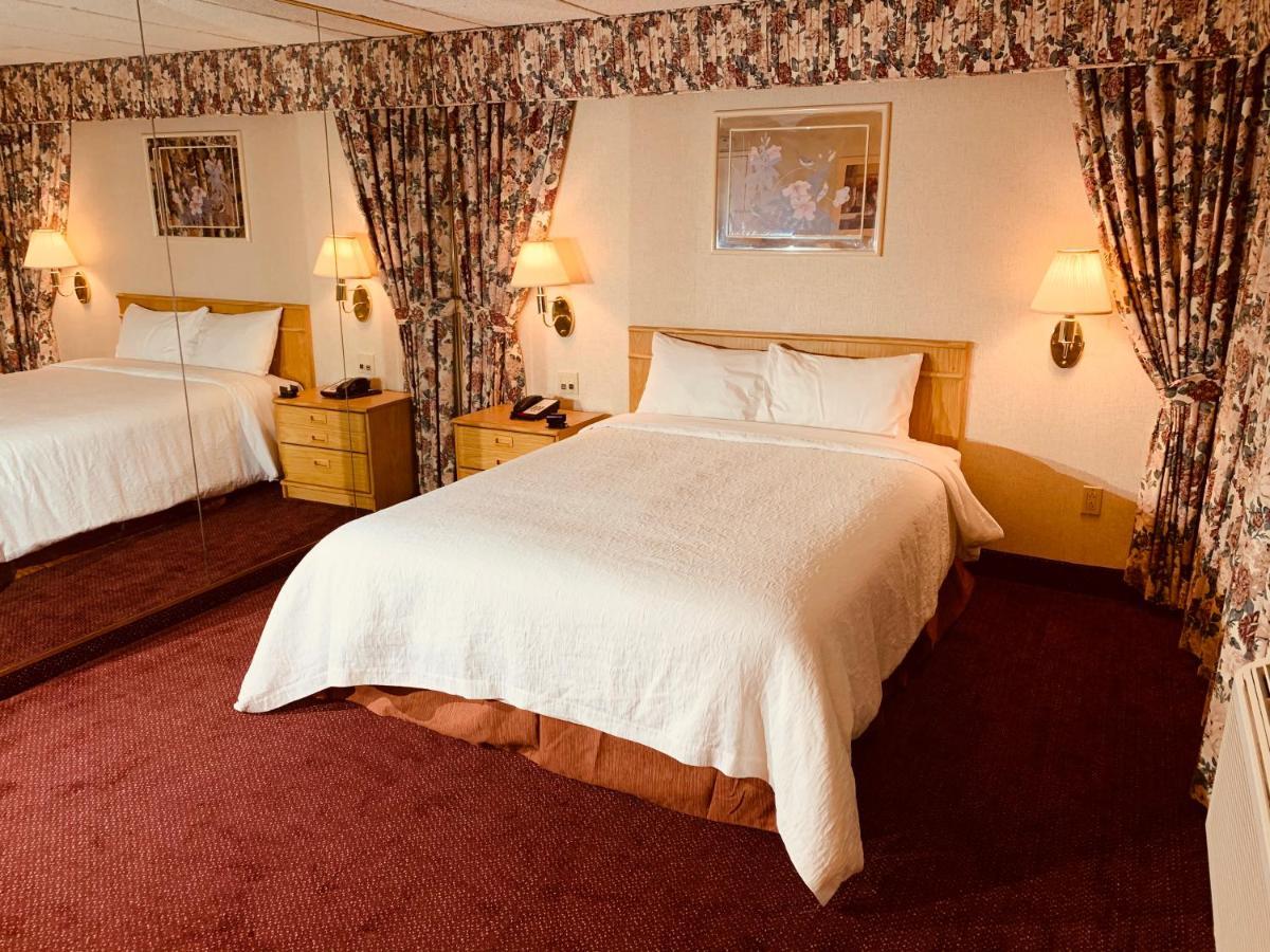 Coliseum Inn & Suites - Garden City Long Island East Meadow Екстериор снимка